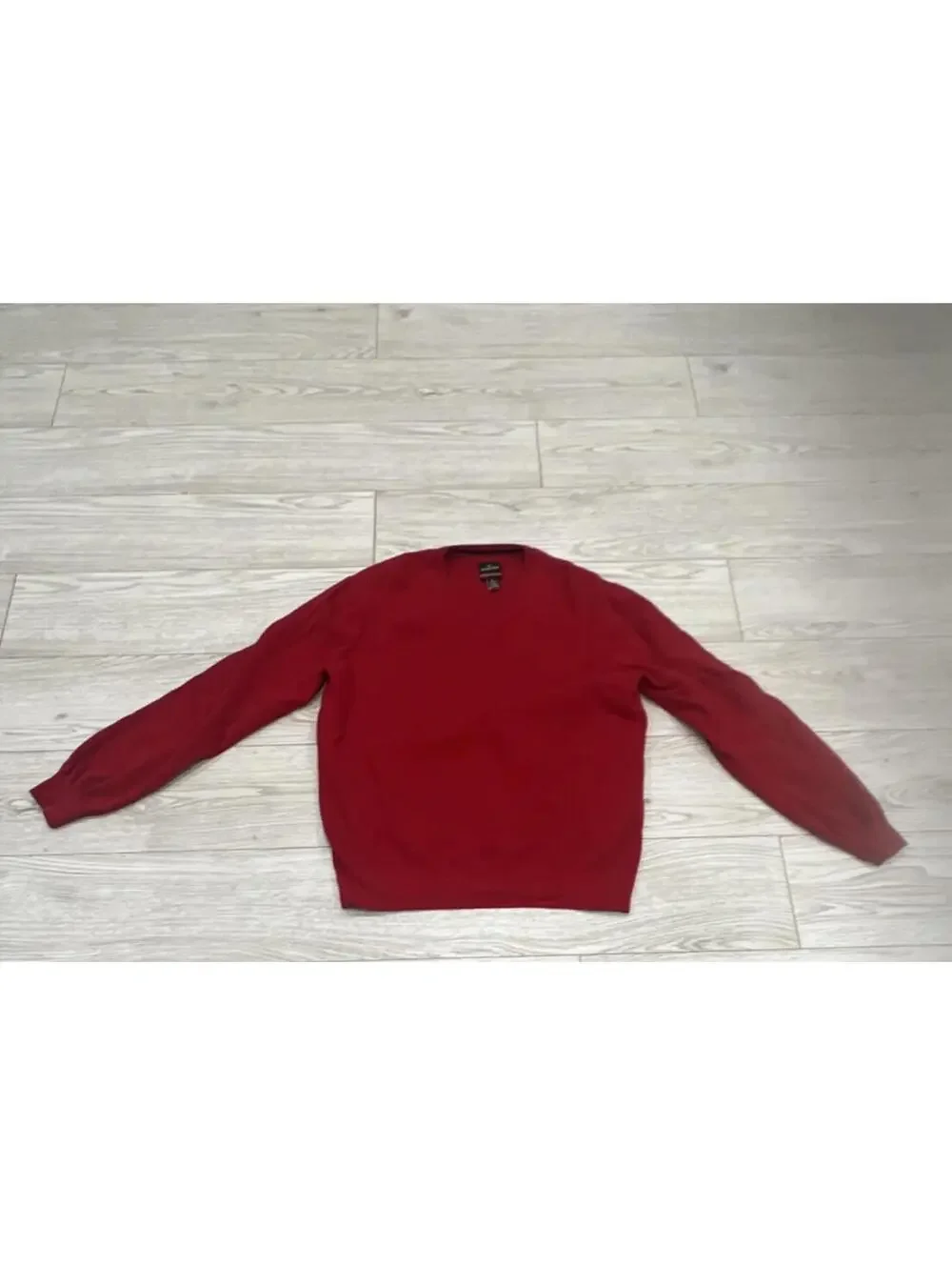 Victorinox Men's Red Cotton Blend Solid V Neck Sweater SIZE XL